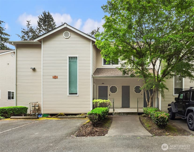 Property photo for 1006 37th Street SE #B, Auburn photo 2