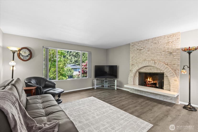 Property photo for 17631 69th Place W, Edmonds photo 9