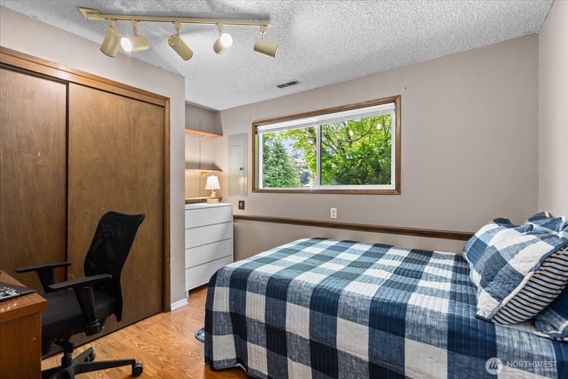 Property photo for 17631 69th Place W, Edmonds photo 21