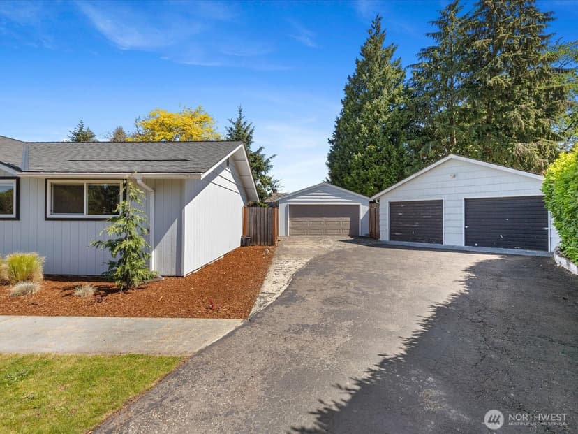 Property photo for 18014 110th Place SE, Renton photo 23