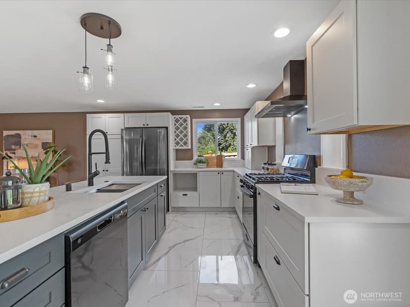 Property photo for 18014 110th Place SE, Renton photo 6