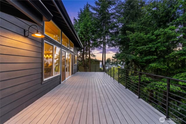 Property photo for 6025 96th Street SW, Mukilteo photo 4