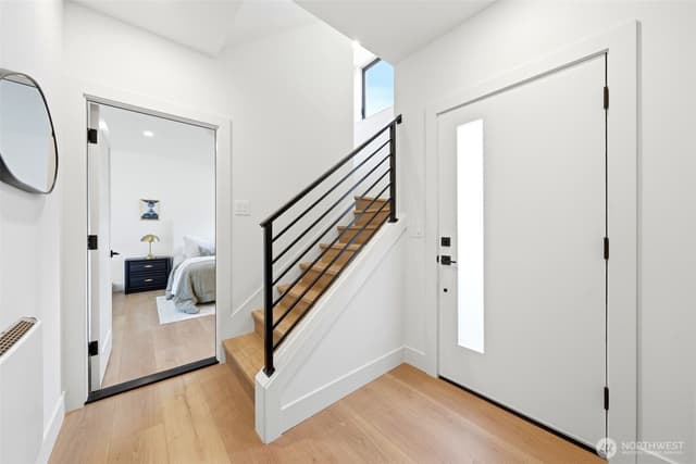 Property photo for 4709 SW Hinds Street, Seattle photo 4