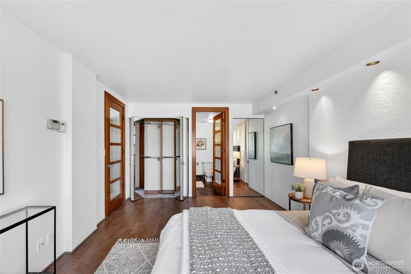 Property photo for 1120 Spring Street #1201, Seattle photo 24