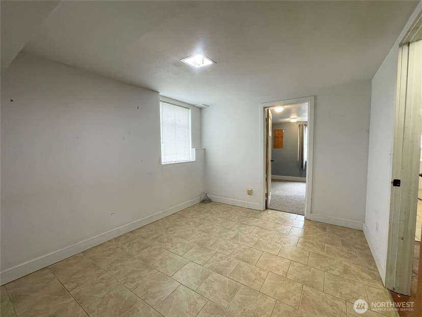 Property photo for 1706 NE 82nd Street, Seattle photo 13