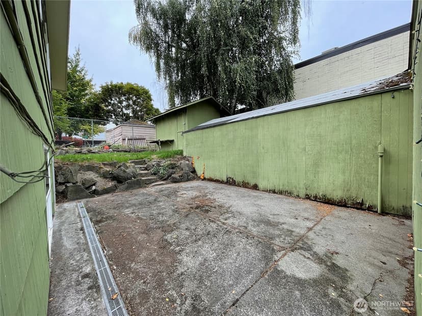 Property photo for 1706 NE 82nd Street, Seattle photo 23