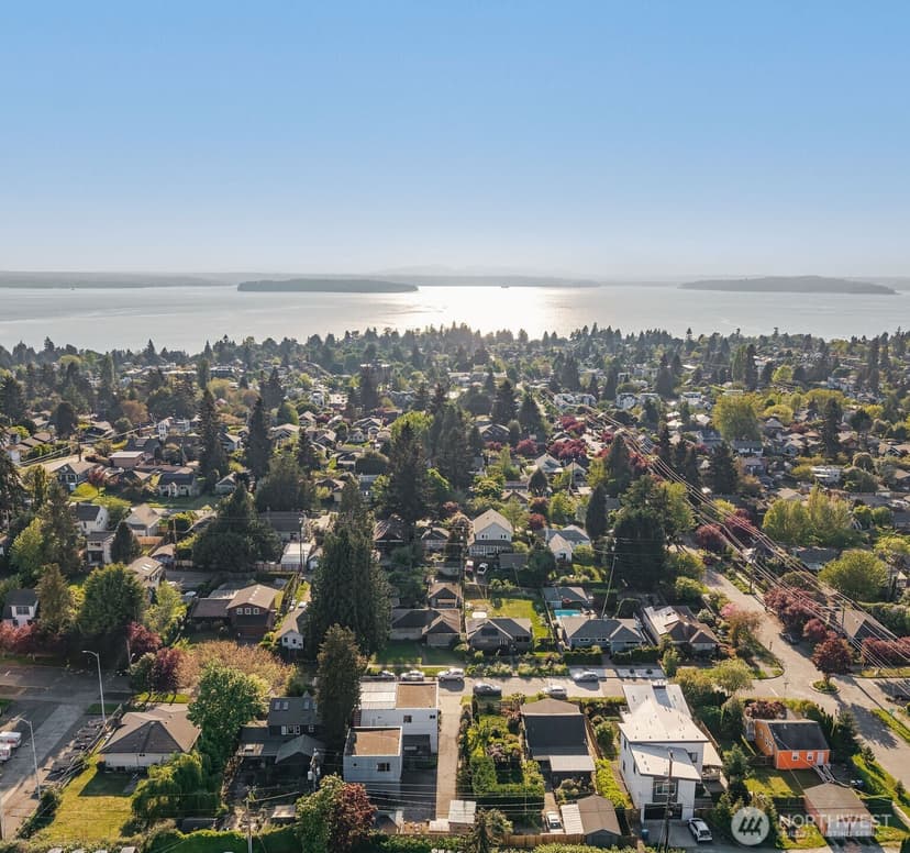 Property photo for 6320 36th Avenue SW, Seattle