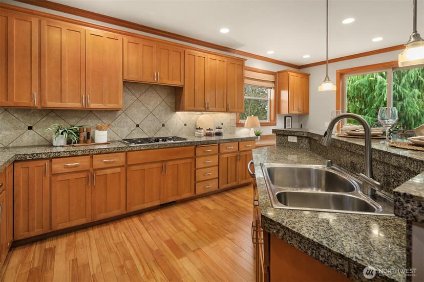 Property photo for 436 Wilderness Peak Drive NW, Issaquah photo 14