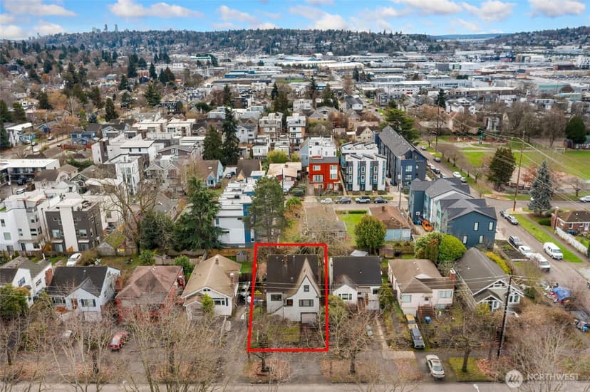 Property photo for 837 NW Market Street, Seattle photo 8