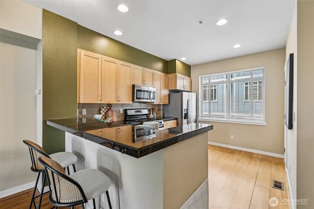 Property photo for 2162 Yakima Avenue, Tacoma photo 5