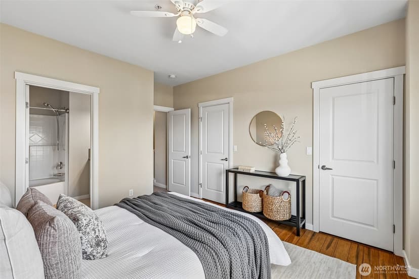 Property photo for 2162 Yakima Avenue, Tacoma photo 9