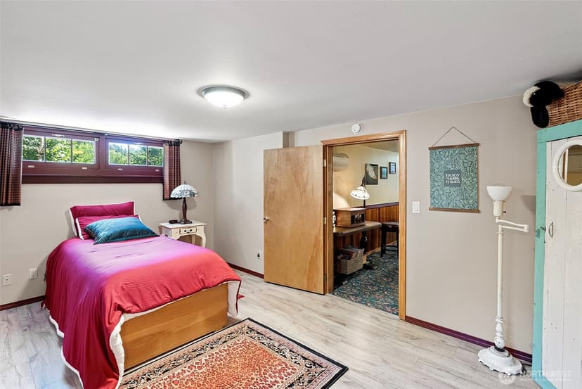 Property photo for 17401 Renton Maple Valley Road SE, Maple Valley photo 22