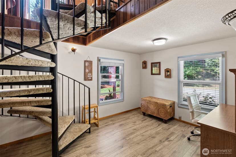 Property photo for 17401 Renton Maple Valley Road SE, Maple Valley photo 12
