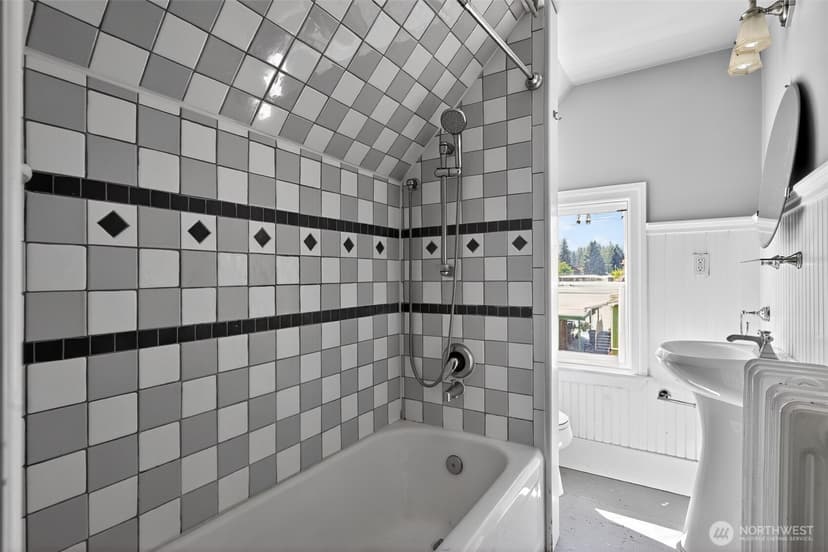 Property photo for 5810 119th Avenue E, Puyallup photo 11