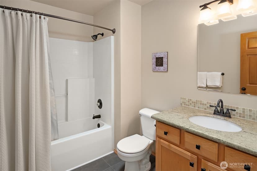 Property photo for 707 122nd Avenue Ct E, Edgewood photo 25