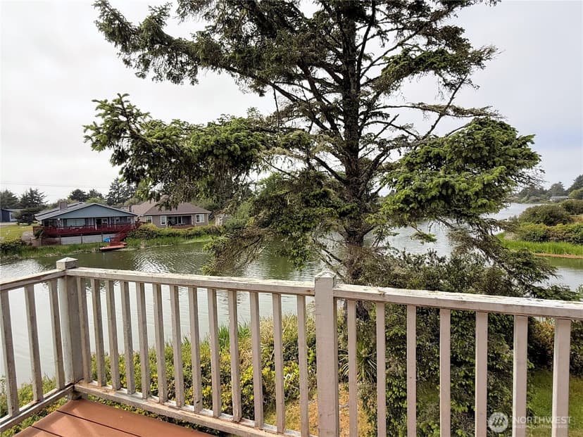 Property photo for 665 Skamokawa Court SE, Ocean Shores photo 19