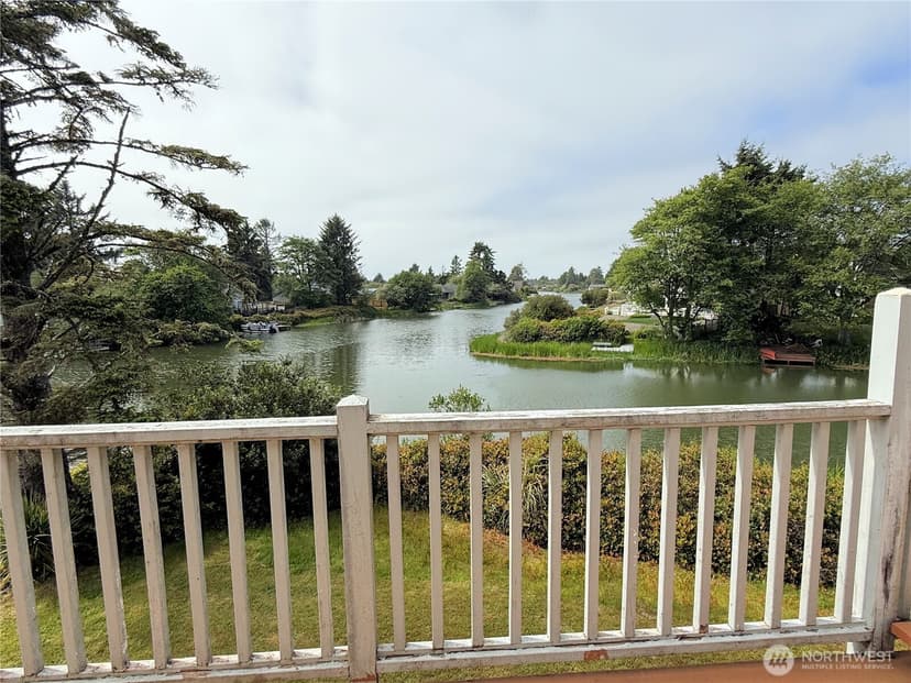 Property photo for 665 Skamokawa Court SE, Ocean Shores photo 12