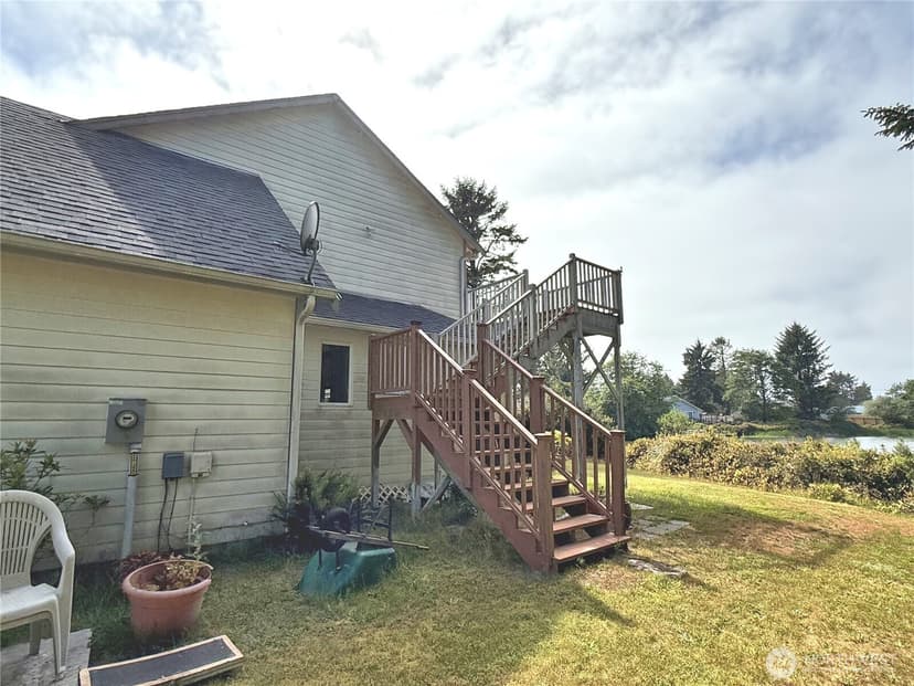 Property photo for 665 Skamokawa Court SE, Ocean Shores photo 25