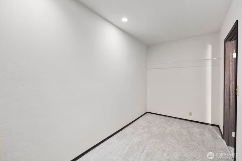 Property photo for 11524 36th Street E, Edgewood photo 25