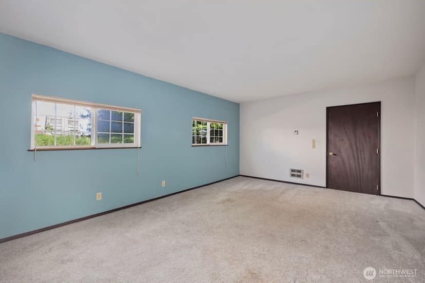 Property photo for 11524 36th Street E, Edgewood photo 22