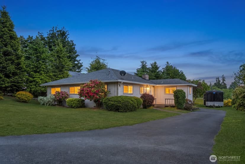 Property photo for 11524 36th Street E, Edgewood