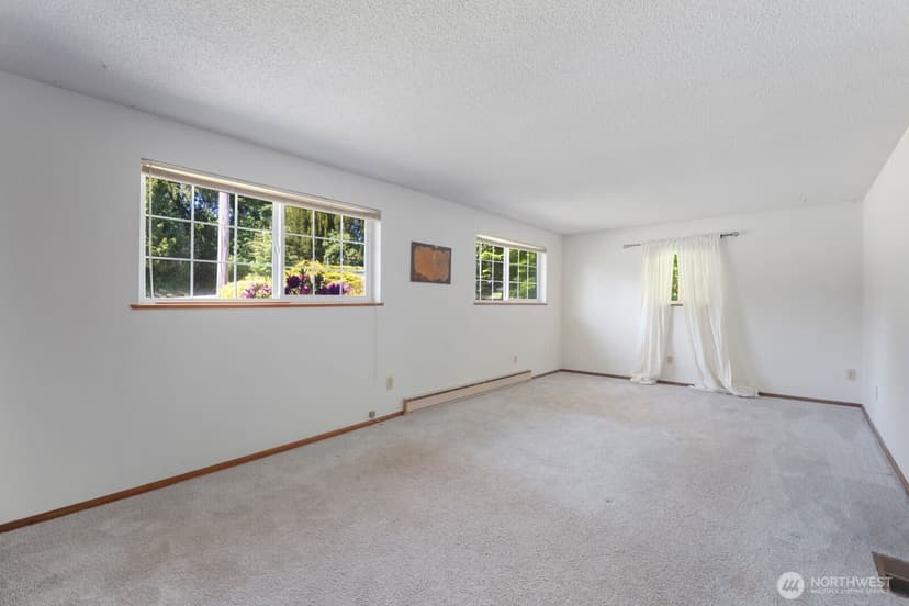 Property photo for 11524 36th Street E, Edgewood photo 19
