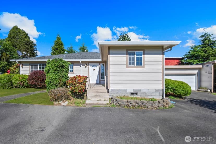 Property photo for 11524 36th Street E, Edgewood photo 33