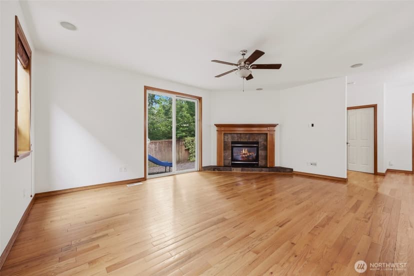 Property photo for 11212 179th Ave Ct E, Bonney Lake photo 12