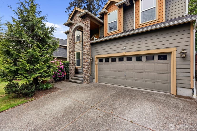 Property photo for 11212 179th Ave Ct E, Bonney Lake photo 2
