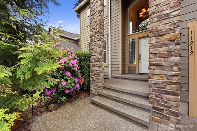Property photo for 11212 179th Ave Ct E, Bonney Lake photo 3