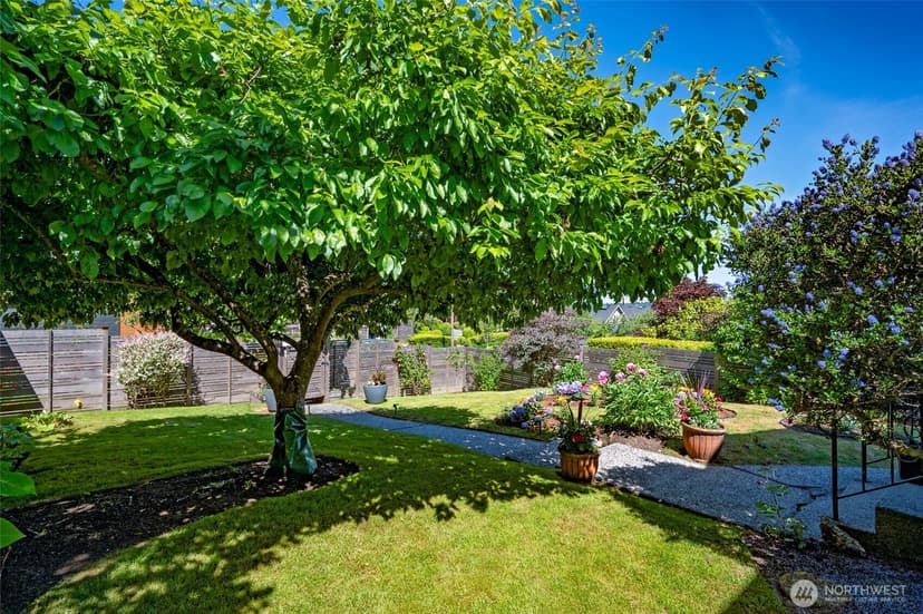 Property photo for 3444 11th Avenue W, Seattle photo 6