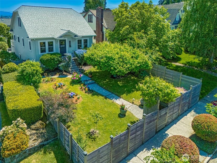 Property photo for 3444 11th Avenue W, Seattle