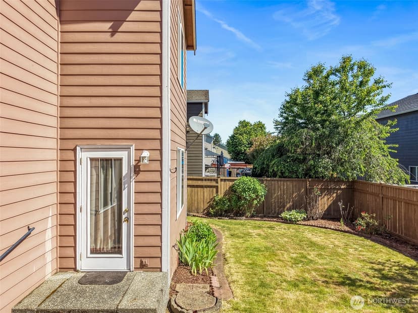 Property photo for 13707 116th Avenue Ct E, Puyallup photo 16