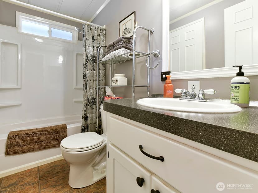 Property photo for 19805 127th Court NE, Bothell photo 8