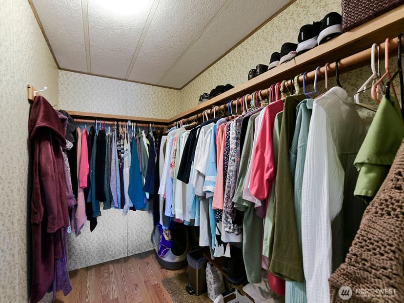 Property photo for 19805 127th Court NE, Bothell photo 13