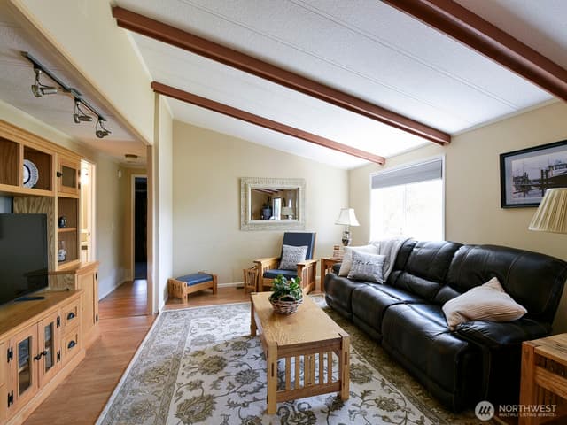 Property photo for 19805 127th Court NE, Bothell photo 4