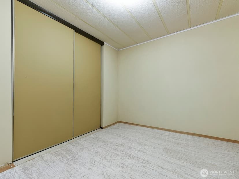 Property photo for 19805 127th Court NE, Bothell photo 16