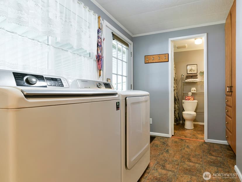 Property photo for 19805 127th Court NE, Bothell photo 9