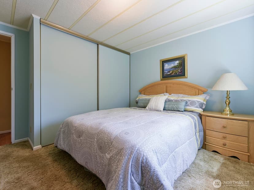 Property photo for 19805 127th Court NE, Bothell photo 14