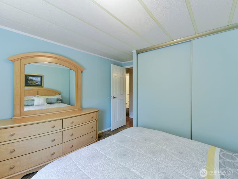 Property photo for 19805 127th Court NE, Bothell photo 15