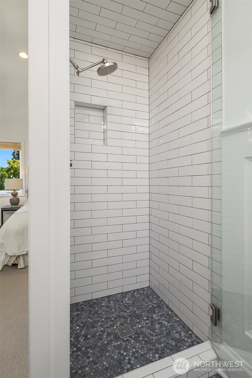 Property photo for 1525 McGilvra Boulevard E, Seattle photo 12