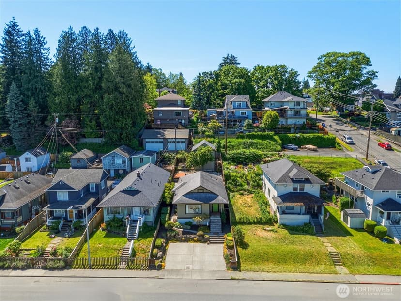 Property photo for 3310 Rucker Avenue, Everett photo 25