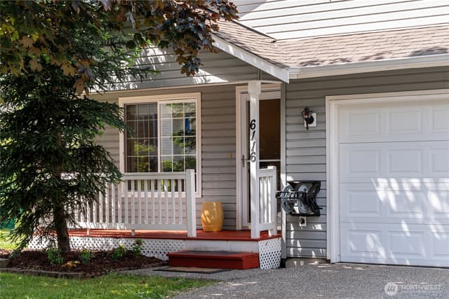 Property photo for 6116 76th Avenue NE, Marysville photo 4