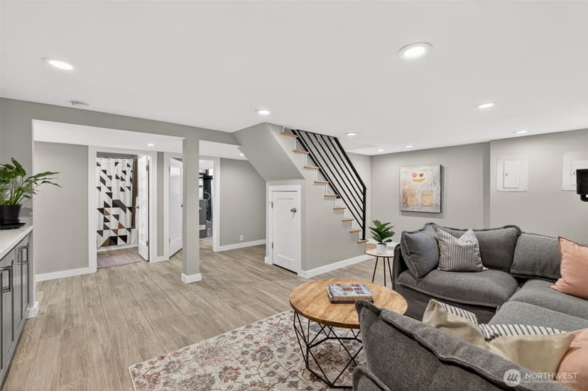 Property photo for 321 NW 78th Street, Seattle photo 16
