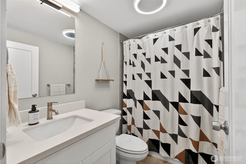 Property photo for 321 NW 78th Street, Seattle photo 19