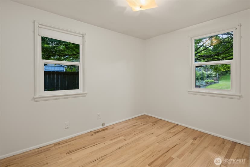 Property photo for 161 SW 185th Street, Normandy Park photo 30