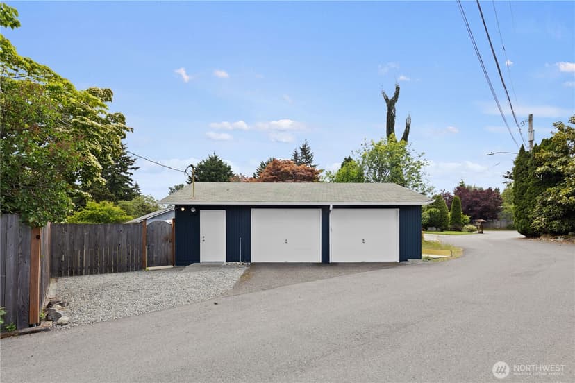 Property photo for 161 SW 185th Street, Normandy Park photo 36