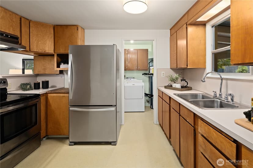 Property photo for 161 SW 185th Street, Normandy Park photo 14