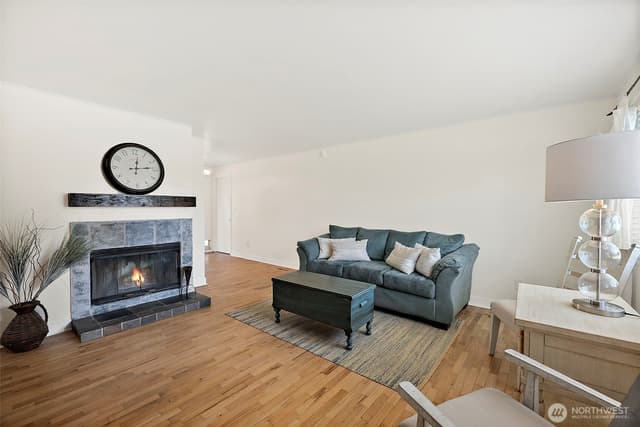 Property photo for 6401 Okanogan Avenue SW, Lakewood photo 4