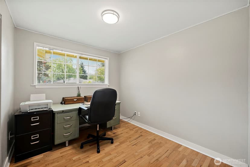 Property photo for 6401 Okanogan Avenue SW, Lakewood photo 16